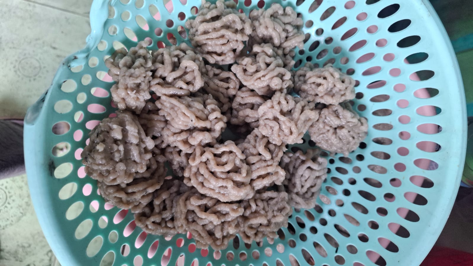 Pempek segar buatan tangan